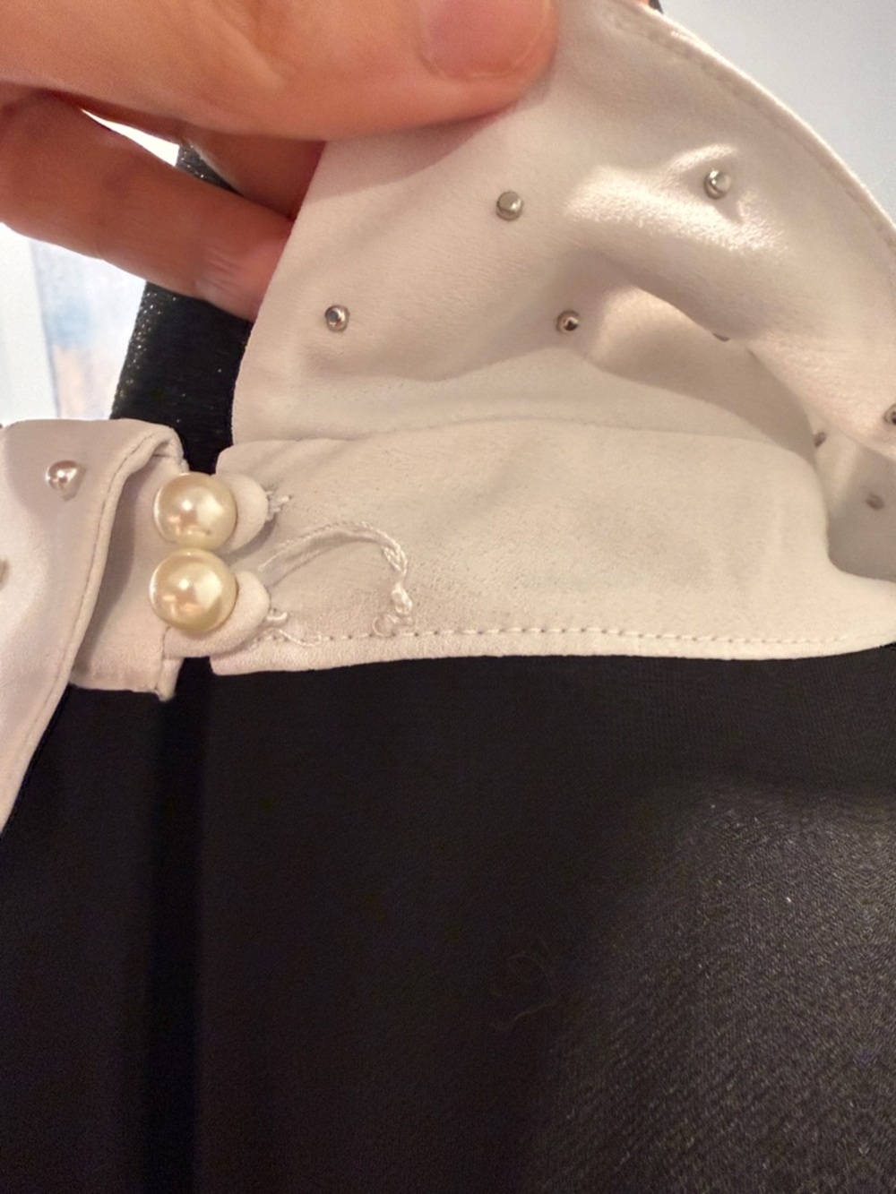 Karl Lagerfeld Black Short-Sleeve Top with White Studded Collar - Picture 5 of 6